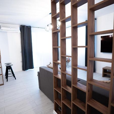ブカレストRcity Apartament 4アパートメント エクステリア 写真