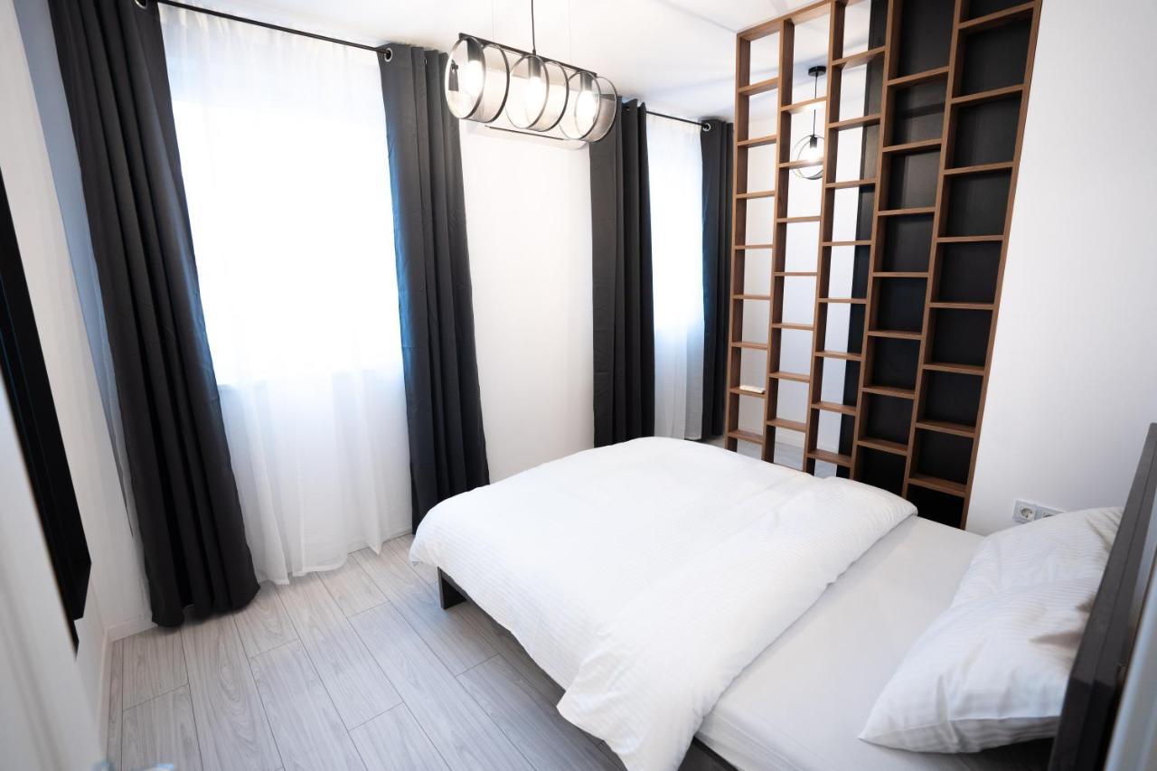 ブカレストRcity Apartament 4アパートメント エクステリア 写真